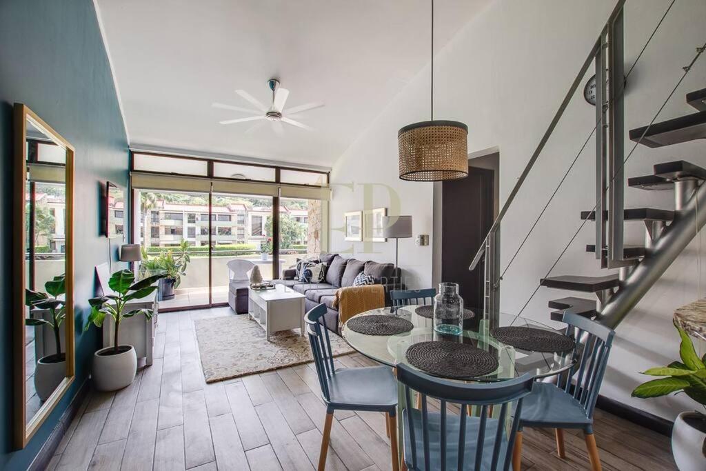 Cr Mariposa Rentals Lakeview Penthouse With Office Space, Pool, Gym, Tennis سانتا آنا المظهر الخارجي الصورة